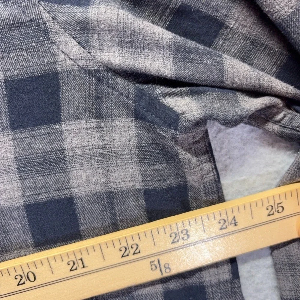 Banana Republic Shirt Mens Large Gray Plaid Button Down Flannel Untucked Fit‎
